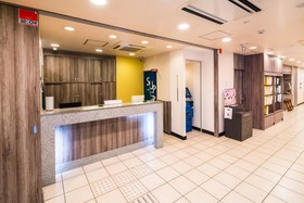 Super Hotel JR Shin Osaka Higashiguchi
