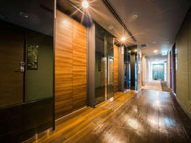 Super Hotel Premier Osaka Hommachi