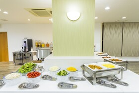 SureStay Plus Hotel by Best Western Shin-Osaka