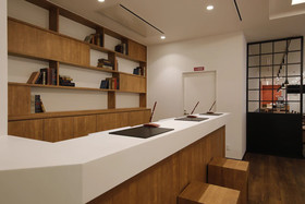 Tama Cabin Osaka Honmachi