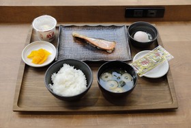 Tama Cabin Osaka Honmachi