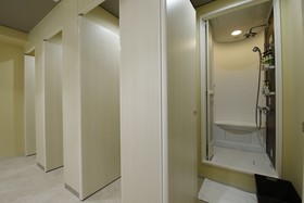Tama Cabin Osaka Honmachi