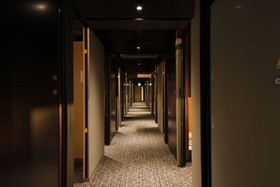 Tama Cabin Osaka Honmachi