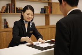 Tama Cabin Osaka Honmachi