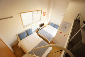 Terry's Apartment Namba South I