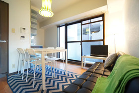 Terry's Apartment Shinsaibashi East I