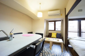 Terry's Apartment Shinsaibashi East I