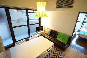 Terry's Apartment Shinsaibashi East I