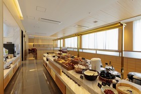 The Singulari Hotel & Skyspa At Universal Studios Japan