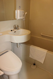 Toyoko Inn Osaka Abeno Tennoji & Hospital Inn Ichidai-byoin Mae