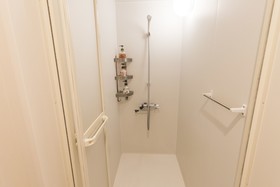 Yadokari Namba Hostel