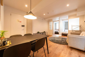 Yeah Room Namba