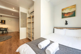 Yeah Room Namba