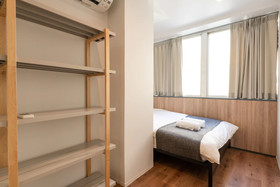 Yeah Room Namba