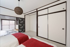 Zebrahouse Himejima