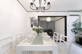 Zebrahouse Himejima