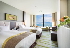 Lake Biwa Otsu Prince Hotel