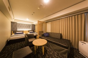 Shin-Osaka Esaka Tokyu REI Hotel