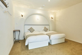 Wakanoura Nature Resort Epicharis