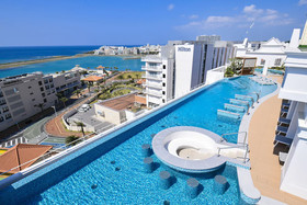 Lequ Okinawa Chatan Spa & Resort