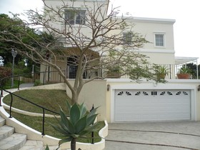 Okinawa Villa Geihinkan