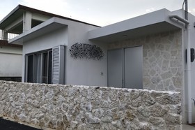 Laka M