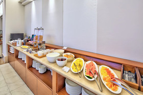 Ala Mahaina Condo Hotel