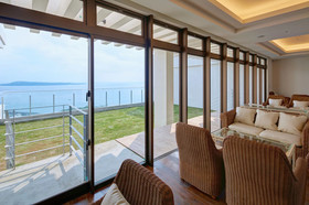 Ala Mahaina Condo Hotel