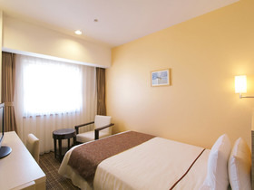 JAL City Naha
