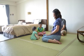 Kanehide Onna Marineview Palace