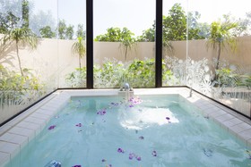 Hotel Allamanda Kohamajima