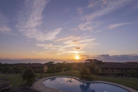 Hotel Nirakanai Kohamajima