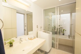 Resort House Plus One
