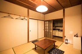 Traditional Apartment  Hostel