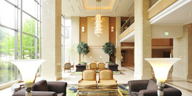 Forest Inn Showakan