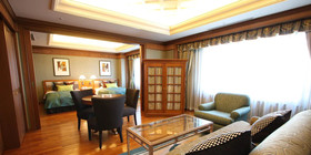 Forest Inn Showakan
