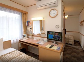 Toyoko Inn Chiba-eki Higashi-guchi