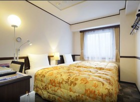 Toyoko Inn Chiba-eki Higashi-guchi