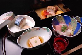 Hakone Tounosawa-Onsen Shiunso