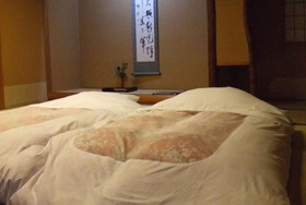 Hakone Tounosawa-Onsen Shiunso