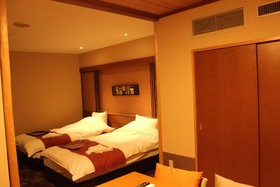 Hakone Nanase