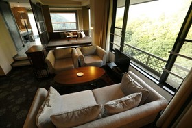 Hakone Nanase