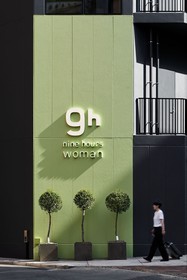 Nine Hours Woman Shinjuku