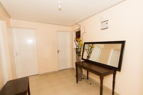 House Karakara