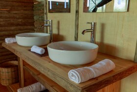 Glamping Kenya Mount Kenya Lodge