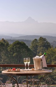 Fairmont Mount Kenya Safari Club