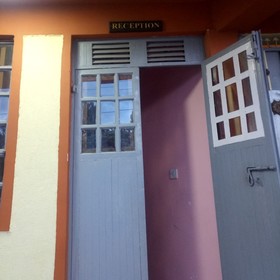 Cherika Hotel & Suites