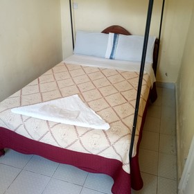 Serena Hotel