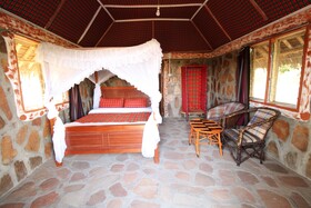Orngatuny Mara King Camp