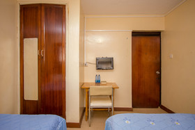 Meru Safari Hotel